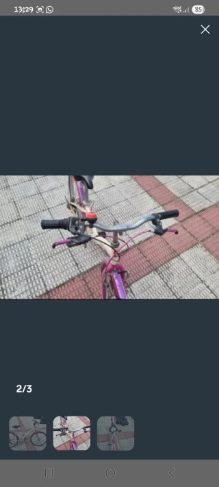Bicicleta infantil rosa y blanca