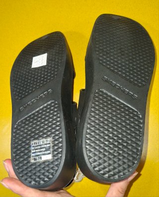 Sandalias Skechers Foamies Arch Fit Negras