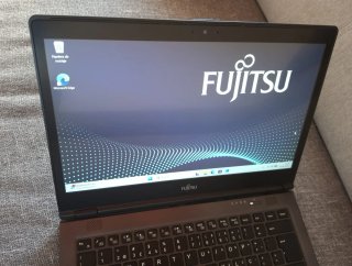 Ordenador portátil fujitsu I5 8GB