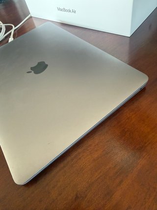 MacBook Air M1 13 8GB RAM 512GB SSD