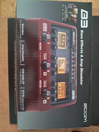 Zoom B3 Multiefectos Guitarra Bajo