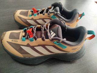 Adidas Terrex Gore-Tex Talla 40 (Pequeña)