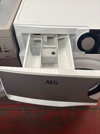 Lavadora AEG 9kg