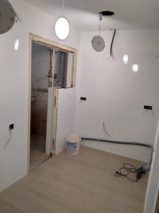 Ofrezco trabajo de paleteria. Reformas de cocinas.