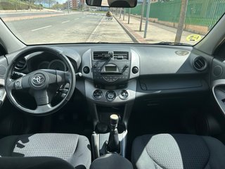 Toyota RAV4 2.2 D4-D 136CV 4x4