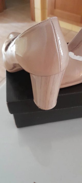 Scarpe eleganti Patricia Miller beige