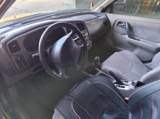 Nissan 230098 piloto trasero 89020317 primera 2.0