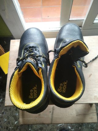 Botas de seguridad Bee work Talla 41