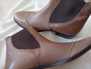 Botines de cuero marrones para mujer