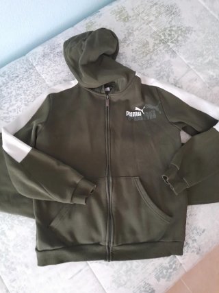 Conjunto deportivo Puma verde