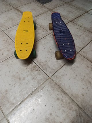 Monopatín amarillo Penny Board