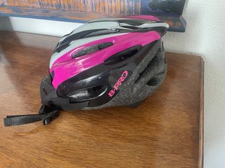 Casco de Bicicleta B-PRO Rosa y Negro