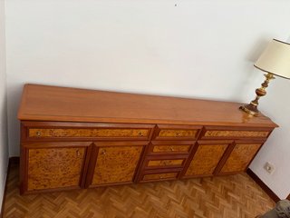 Mueble aparador de madera