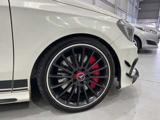 Mercedes A45 AMG 4 MATIC 360CV "NACIONAL"