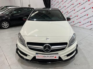 Mercedes A45 AMG 4 MATIC 360CV "NACIONAL"