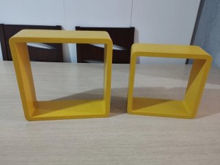 Estanterías amarillas cuadradas (2 unidades)