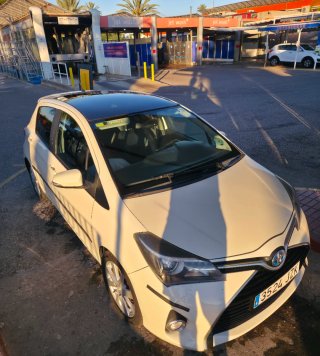 Toyota Yaris 2015