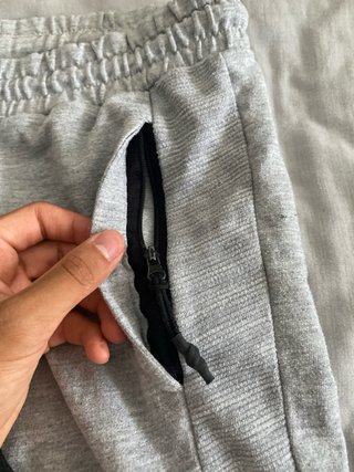 Pantalones cortos grises Lefties