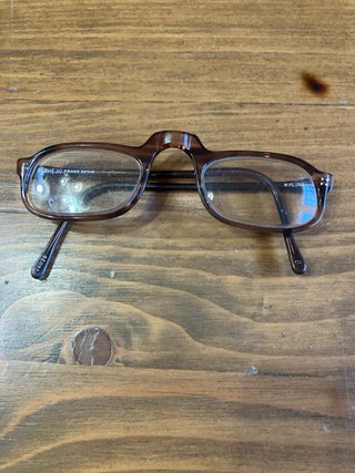 Monturas de gafas marrones