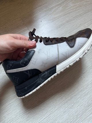 Zapatillas Louis Vuitton Negras y Grises
