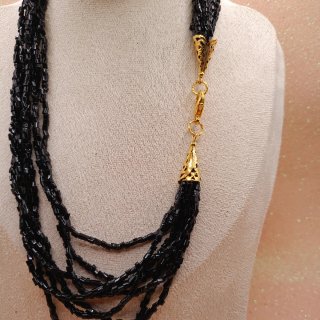 Collana multifilo perline vetro nero