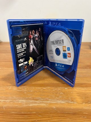 Final Fantasy VII Remake Deluxe PS4