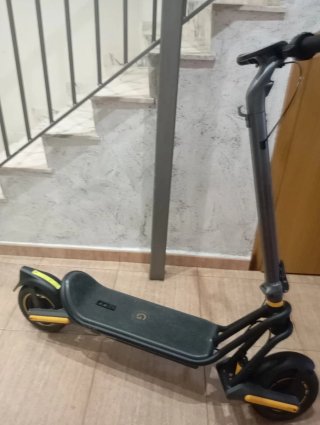 Patín eléctrico seminuevo