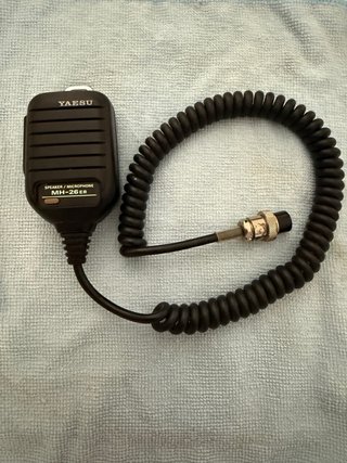 YAESU MH-26 E8 Micrófono