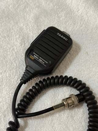YAESU MH-26 E8 Micrófono
