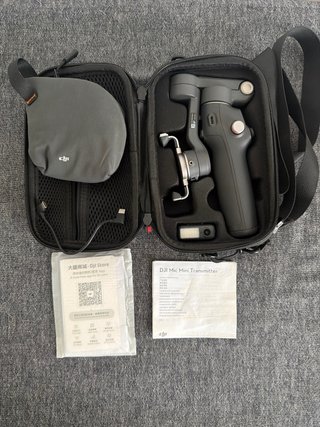 DJI Osmo Mobile 8 + Micrófono + Estuche