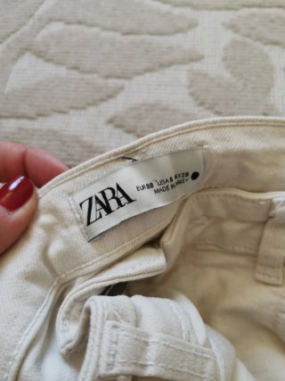 Jeans Zara vita bassa bianchi