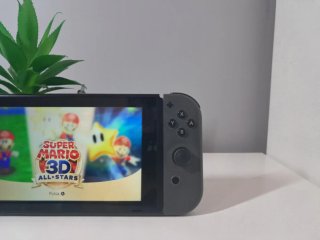 NUOVO! Nintendo Switch completa con controller!