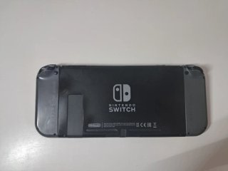 NUOVO! Nintendo Switch completa con controller!