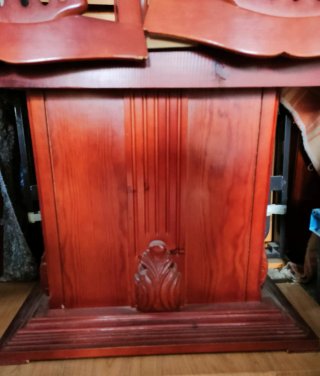 Mesa de comedor de madera con 6 sillas