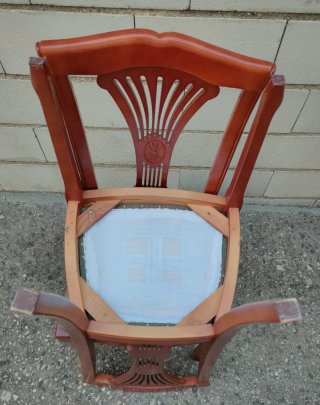Mesa de comedor de madera con 6 sillas