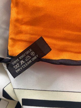 Pañuelo Hermes Vintage Caballos Naranja Blanco