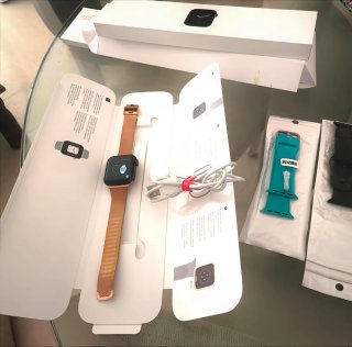 Apple Watch Series 6 40mm negro, con correas extra