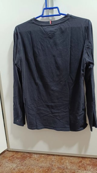 Camiseta Tommy Hilfiger manga larga azul