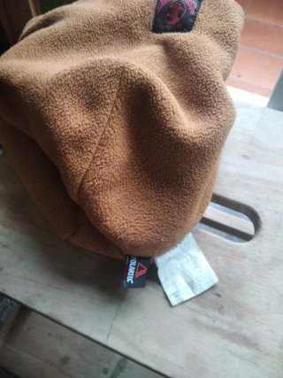 Gorro d invierno Coronel tapioca