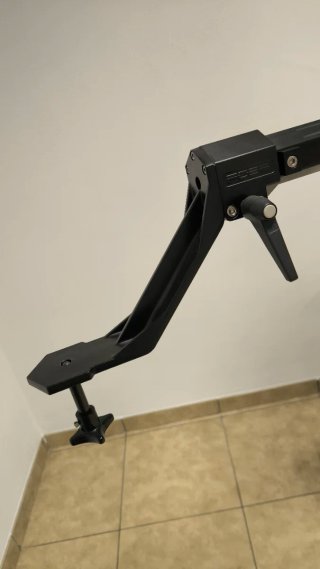 Stand Studio Foba 2'40m altura