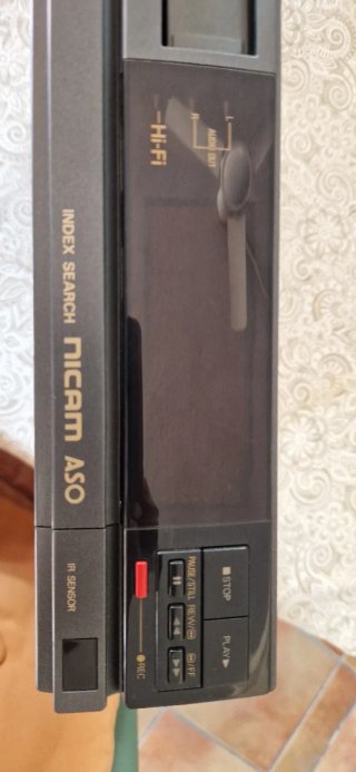 Vídeo VHS Sanyo HQ 305