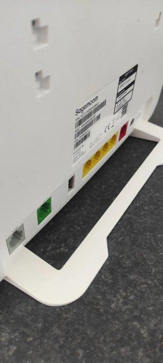 Pack Fibra Óptica: Router Sagemcom + ONT