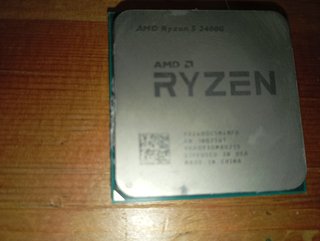 Pack Ryzen 5 2400G + RAM DDR4 2x4GB