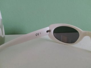 Gafas de sol blancas vintage
