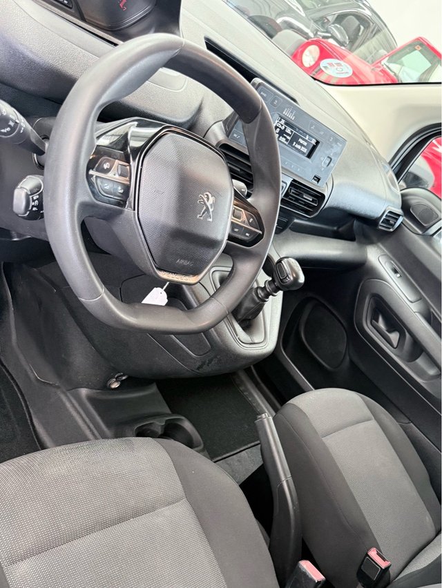 Peugeot Partner Peugeot Partner Pro Long 1000kg BlueHDi 73kW