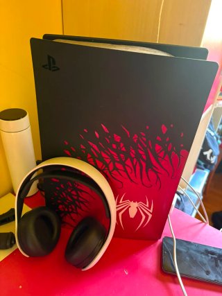 Ps5 Edición Limitada Spiderman y mando verde croma