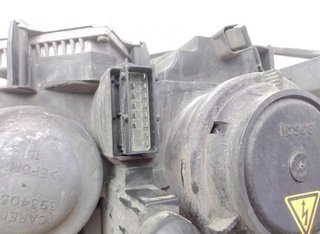 20969622 09152646 faro izquierdo opel vectra b 2.2