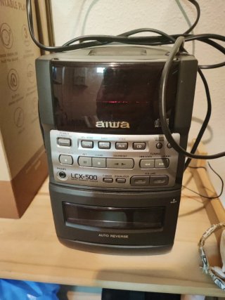 Mini cadena Aiwa LCX-500 CD/Radio/Caset