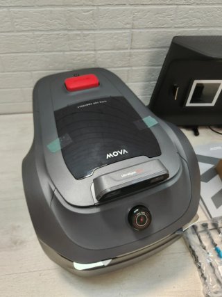 Robot cortacésped MOVA ViAX 500