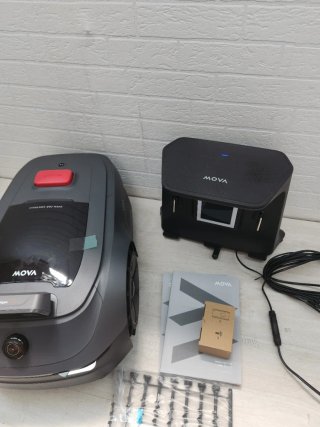 Robot cortacésped MOVA ViAX 500